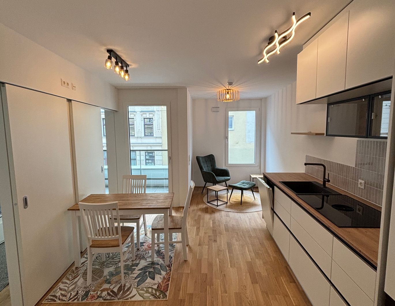 Erstbezug: Möblierte 2-Zimmer-Neubauwohnung mit Loggia und hochwertiger Ausstattung in Hernals