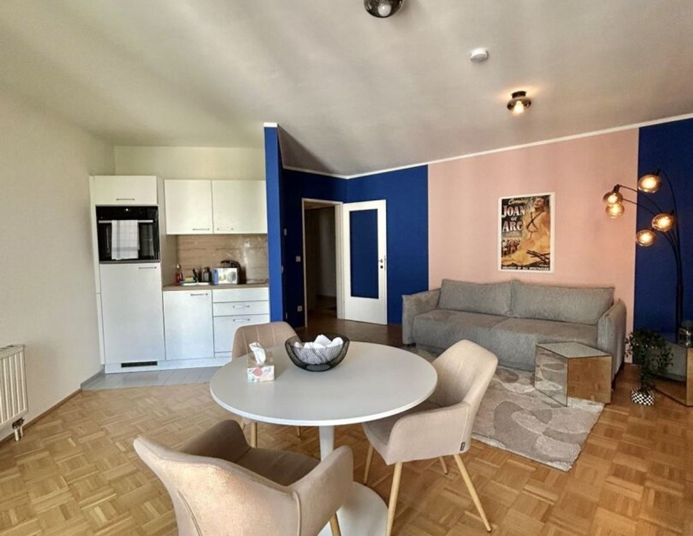 Neuwertige 2-Zimmer-Wohnung mit Balkon in 1050 Wien - jetzt mieten!