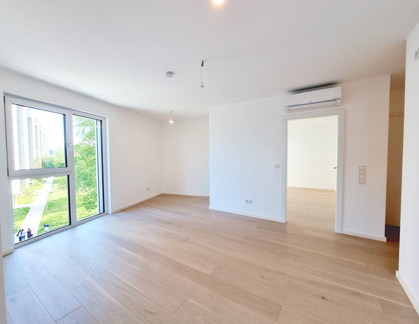 EHK 100 | 4 Zi Penthouse Wohnung mit Terrasse