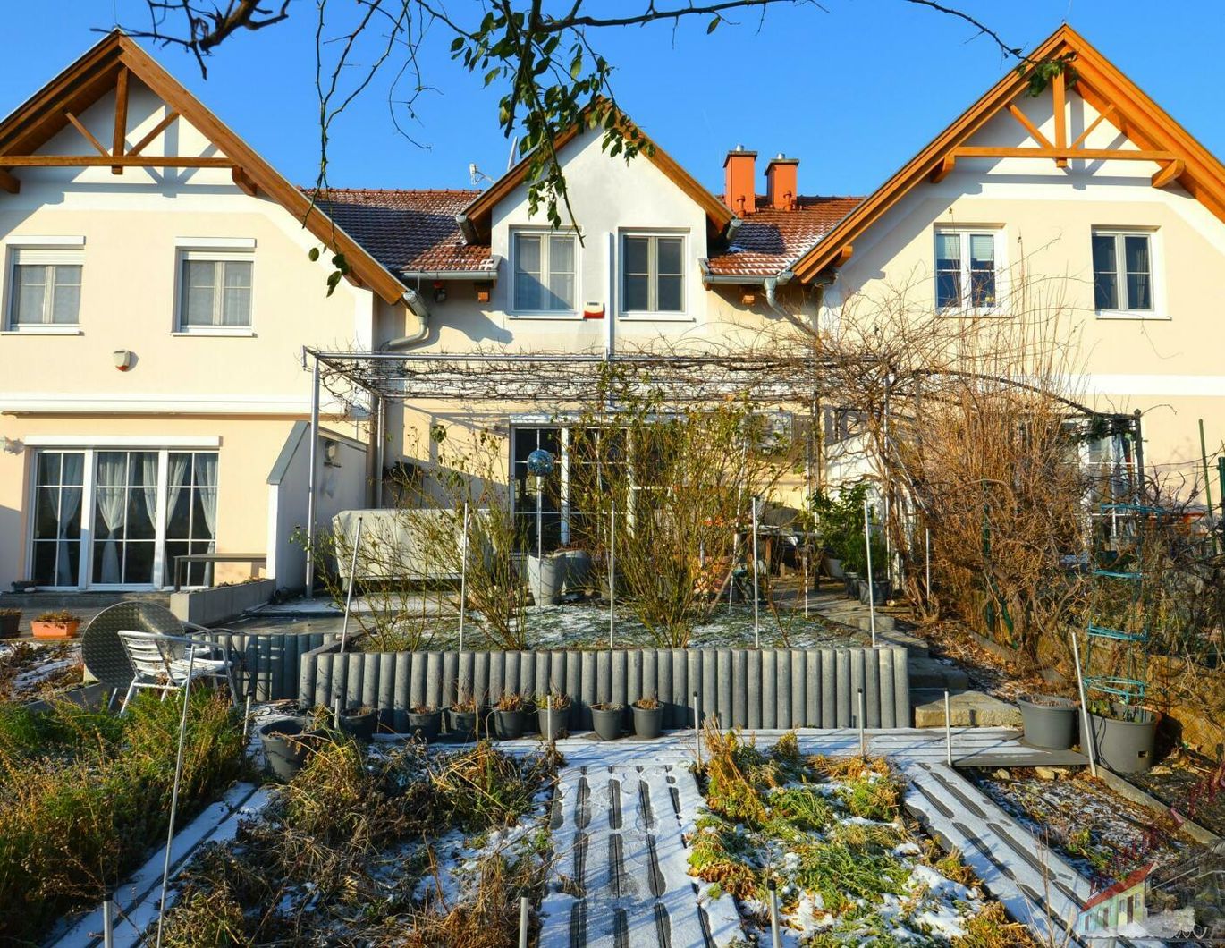 Koffer packen und einziehen - Hochwertiges und möbliertes Reihenhaus - Sackgasse
