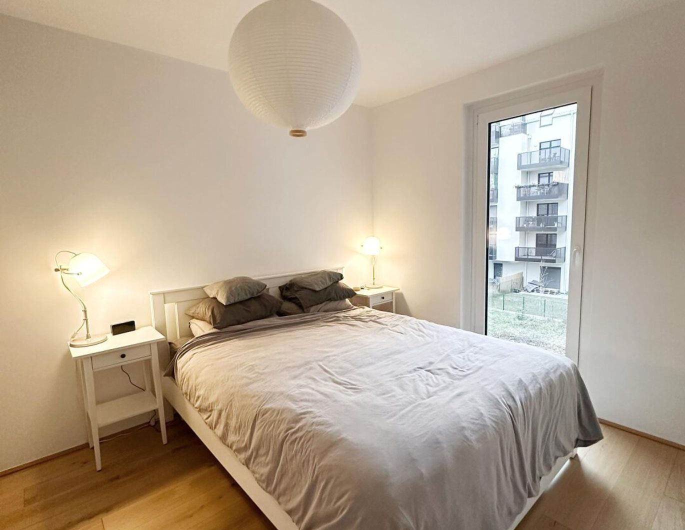 Moderne 2-Zimmer-Wohnung mit ruhigem Innenhof-Balkon nahe U3 Kendlerstraße