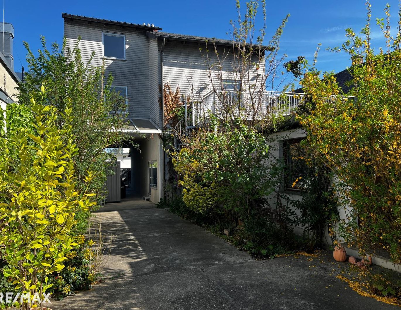 VIEL PLATZ für Kreativität, Kunst, Handwerk, Vermietung etc. > 750m² Wohn/Nutzfläche in Meidling!