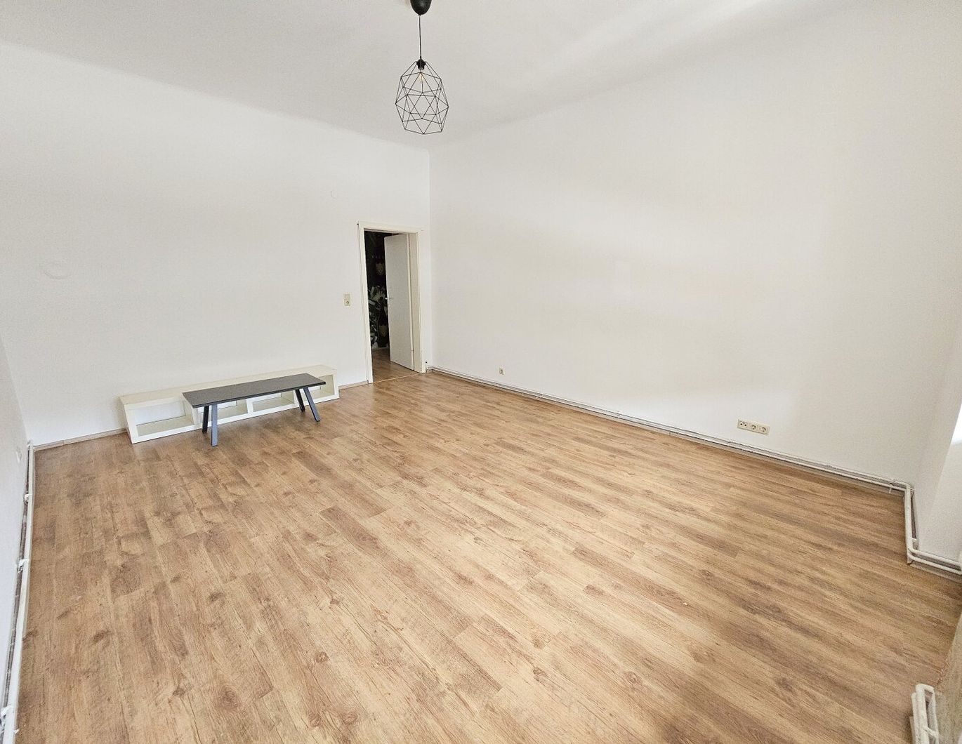 Helle 2-Zimmerwohnung in Graz-Gösting! Auf Wunsch auch mit kleinem Garten!