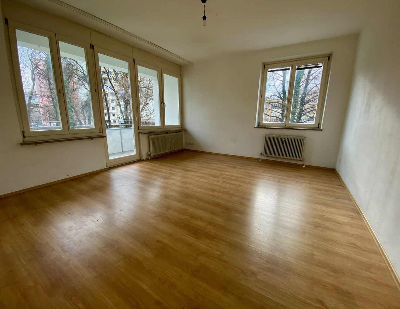 4-Zimmer-Wohnung mit Loggia und Wanne in 5020 Salzburg Liefering