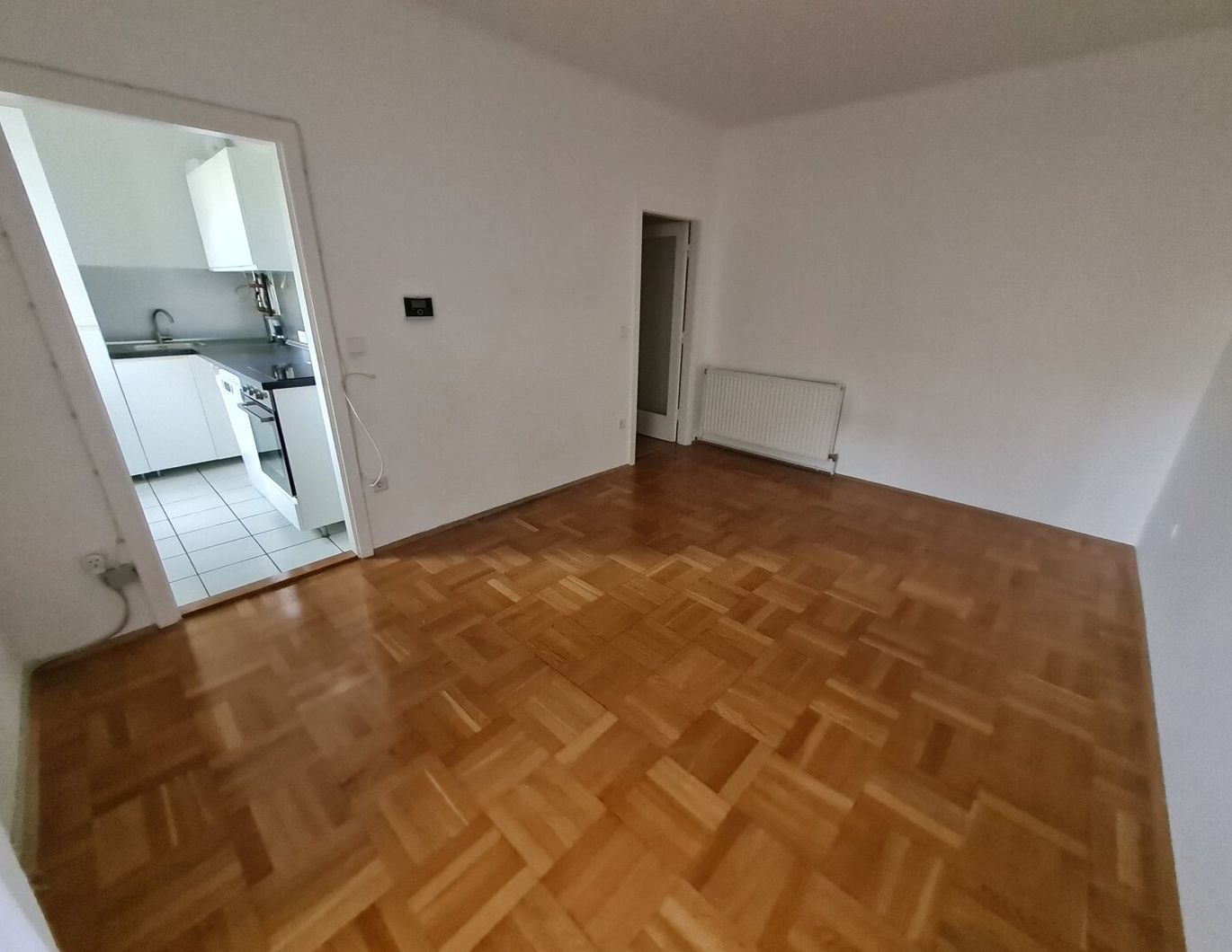 KLEINE GÜNSTIGE 2 ZIMMER NEUBAUWOHNUNG MIT BALKON!