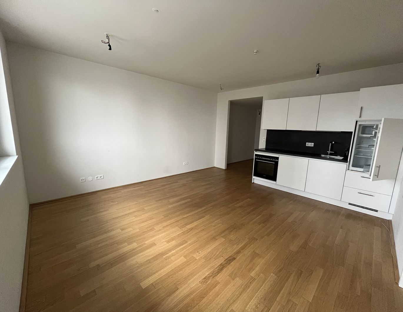 Wohnen im BELVIEW: Moderne 2-Zimmer-Wohung mit Freifläche im 8. Stock - zu mieten in 1100 Wien