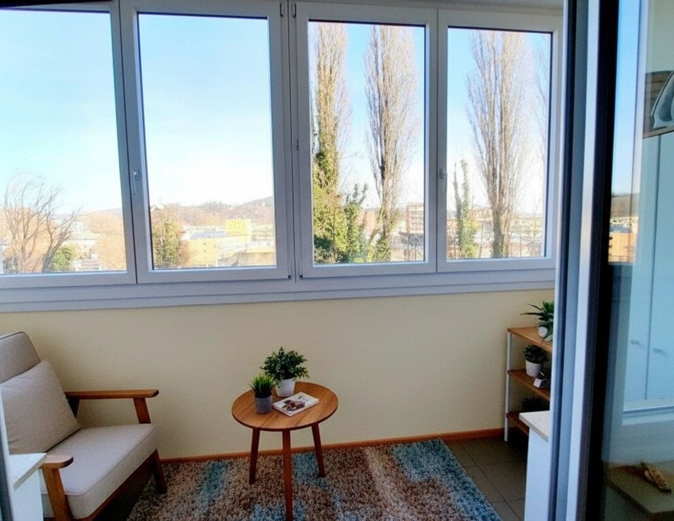 4- ZIMMER- ANLEGERWOHNUNG MIT EINER RENDITE ÜBER 5 %.