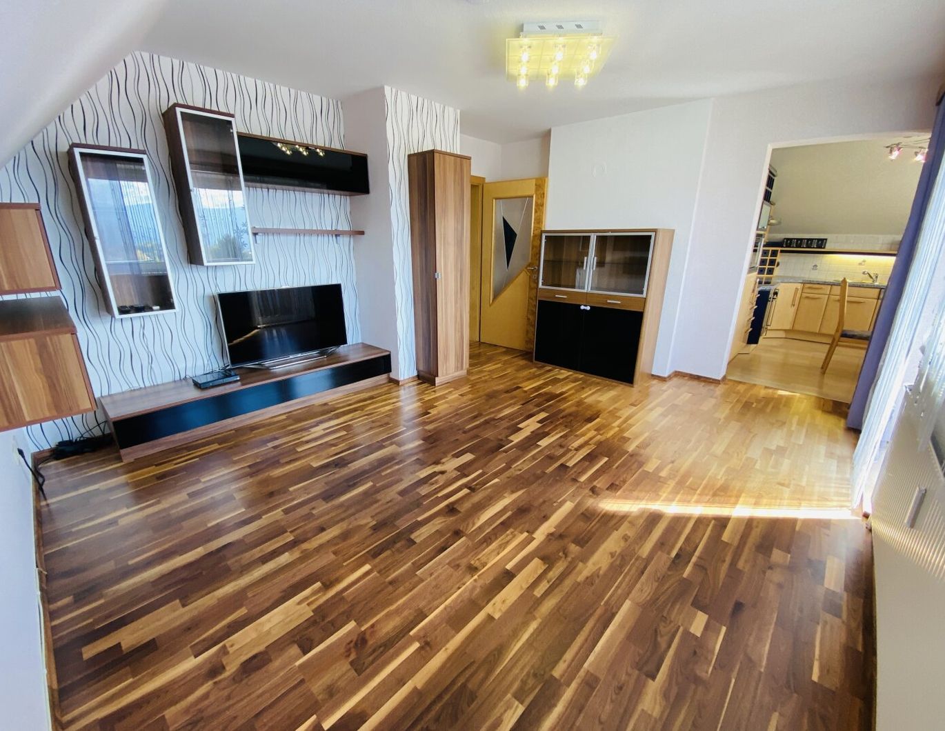 Charmante 3-Zimmer-Eigentumswohnung mit idealer Raumaufteilung - sofort beziehbar!