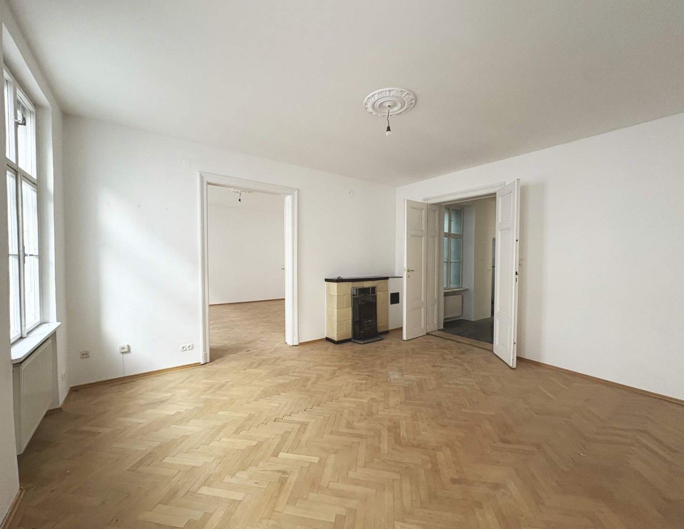 Schöne 2 Zimmer Wohnung in Top Lage -  Nahe altes AKH und Rathaus