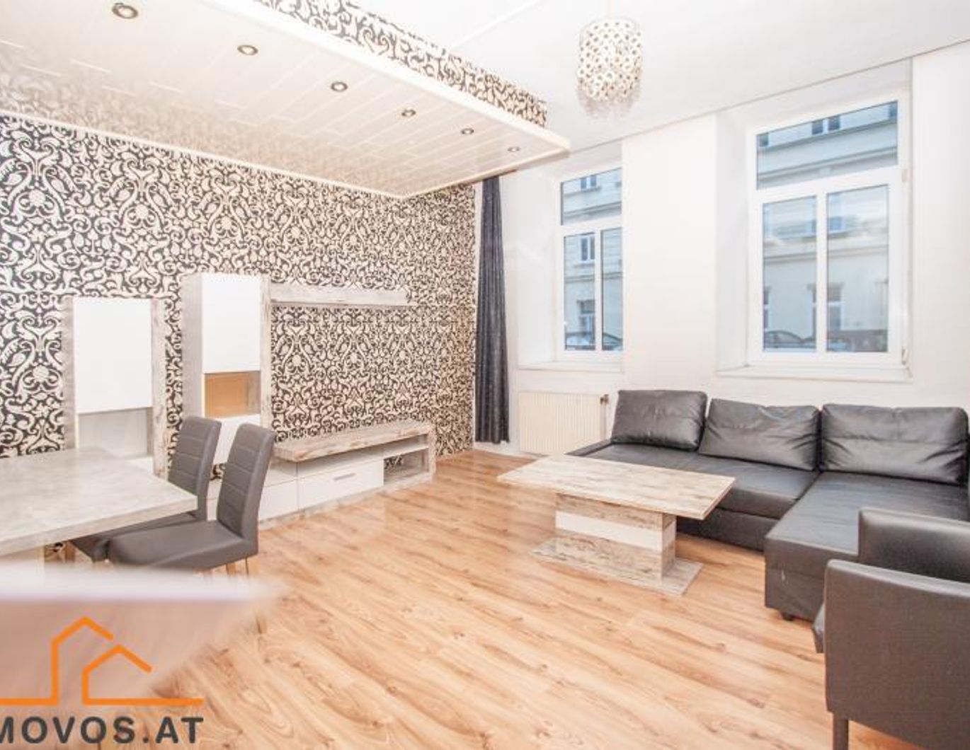 *4 Zimmer ALTBAU-WOHNUNG im Erdgeschoss*