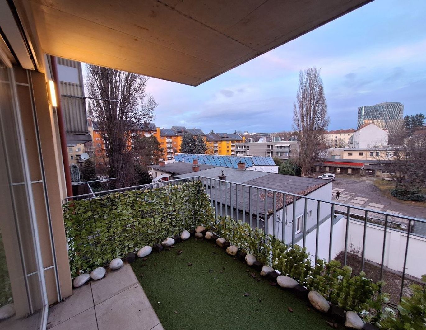 PROVISIONSFREI! Hochwertige Wohnung in zentraler und guter Lage mit großzügigem Balkon