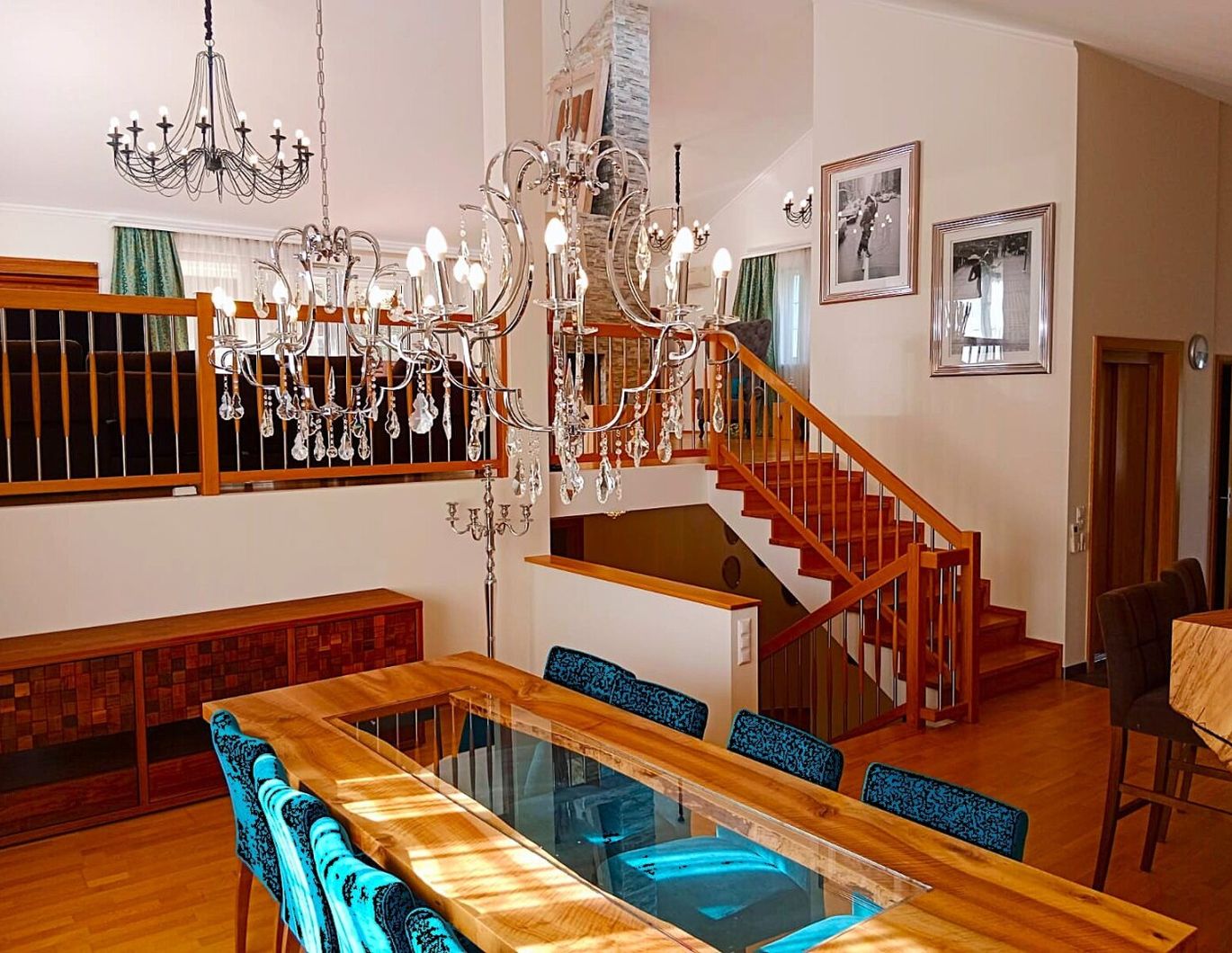 ***Komplett möbliertes Haus in Weidling mit eigenem Aufzug, 3 Terrassen und riesigem Garten purer Luxus für 5.500 im Monat!***