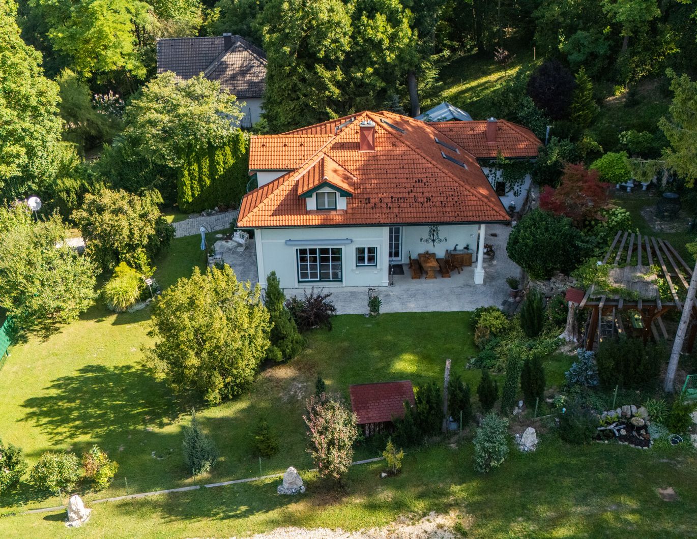 Ihr Zuhause der Ruhe - mit traumhafter Natur und gleichzeitig toller, schneller Anbindung.