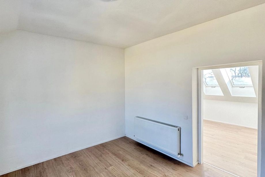Zinshaus mit 12 Kleinwohnungen zu verkaufen (Provisionsfrei)
