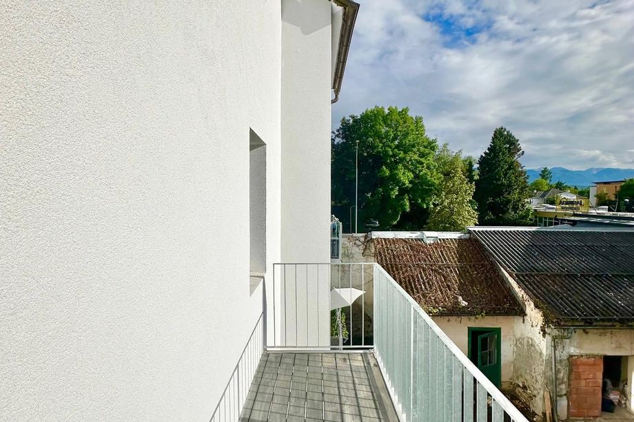 Zinshaus mit 12 Kleinwohnungen zu verkaufen (Provisionsfrei)