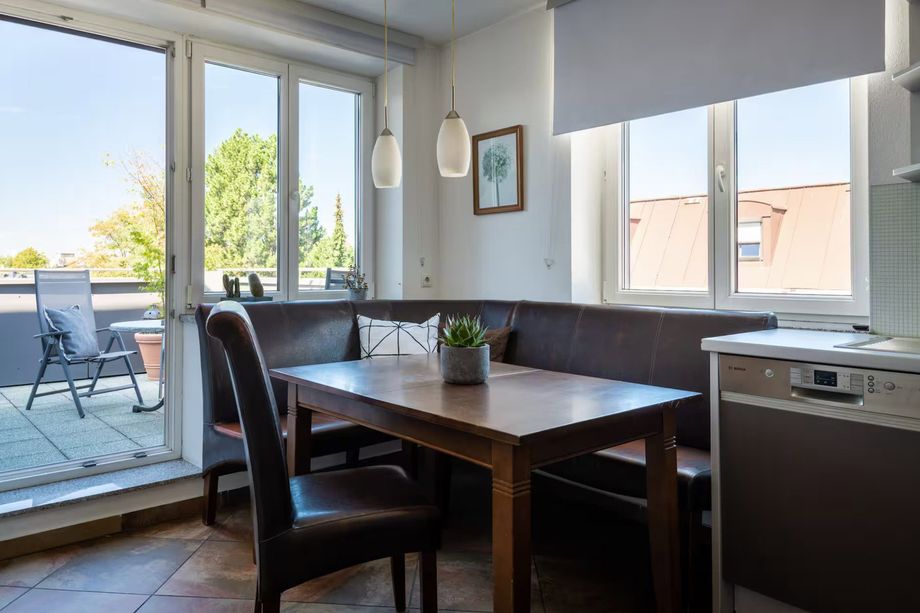In der letzten Nachricht war von einer Einzimmerwohnung mit geräumiger Terrasse die Rede!
