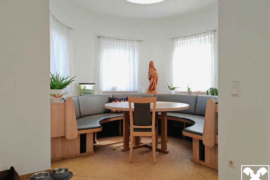 Ein Leben wie im Märchen! Schlossähnliches Anwesen mit unverwechselbarem Charakter