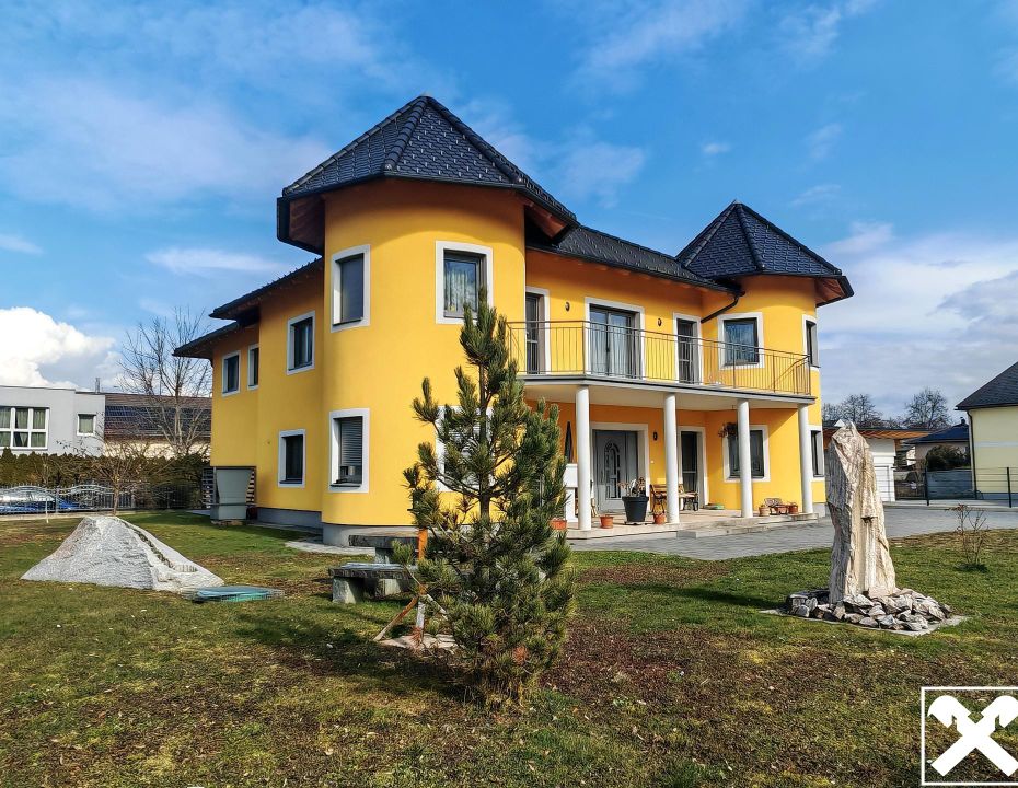 Ein Leben wie im Märchen! Schlossähnliches Anwesen mit unverwechselbarem Charakter