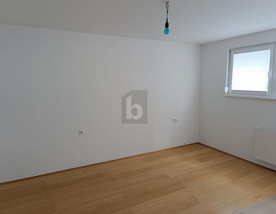 Preisreduktion! BÜRO/STUDIO/PRAXIS IN ZENTRALER LAGE ZU VERMIETEN