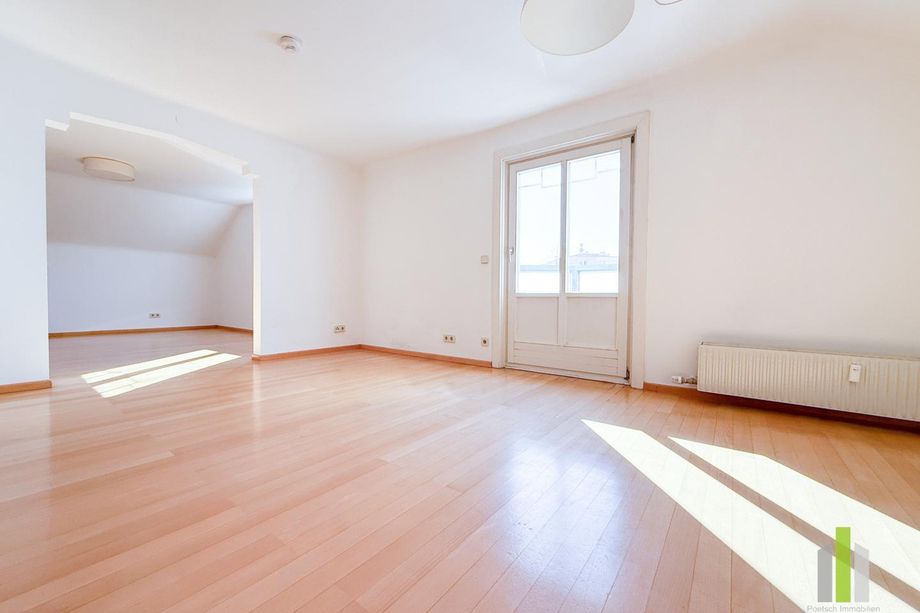 RIEDENBURG | Traumhafte 2,5 Zimmer Wohnung mit eigenen Garten