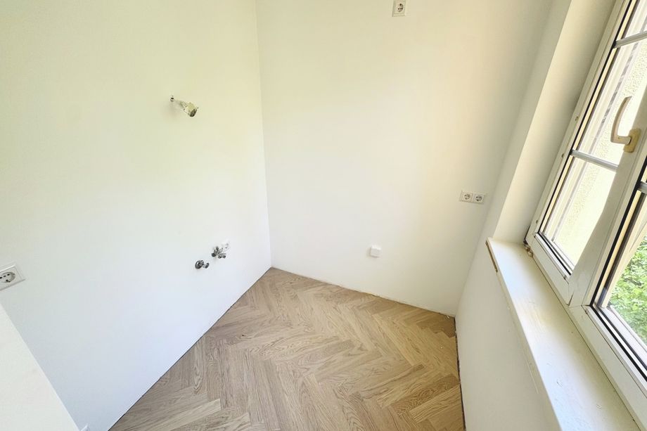 TERRASSENTRAUM | HOFSEITIG | HELLE 2 ZIMMER | TOPLAGE NÄHE KLINIK LANDSTRASSE