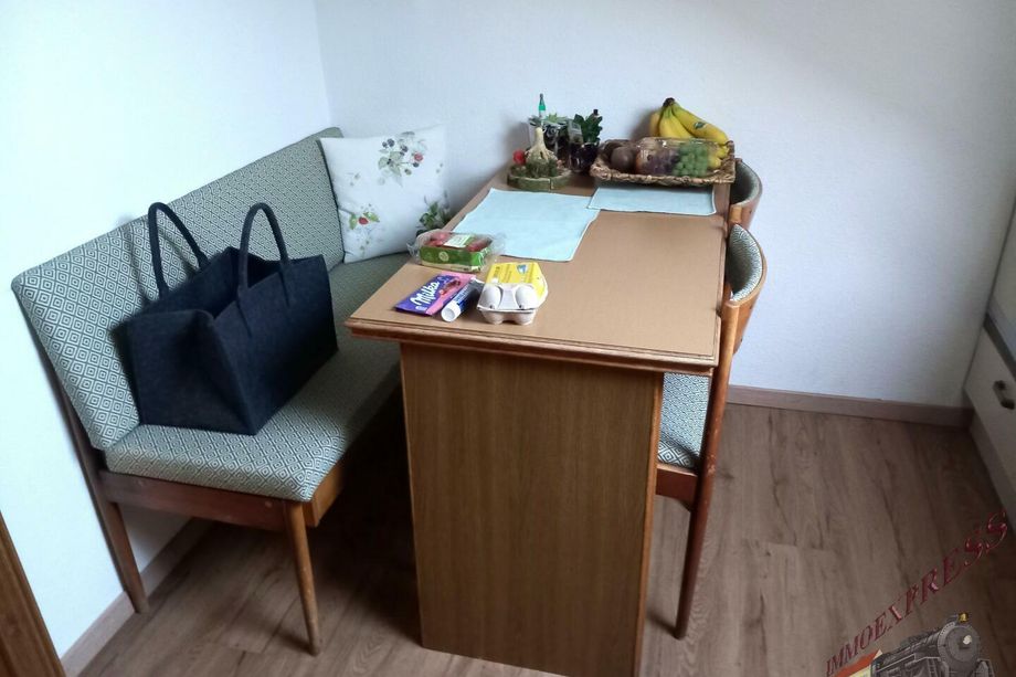 PROVISIONSFREI Dachgeschoßwohnung für Singles - Paare oder Anleger in Wels /Pernau zu verkaufen PROVISIONSFREI