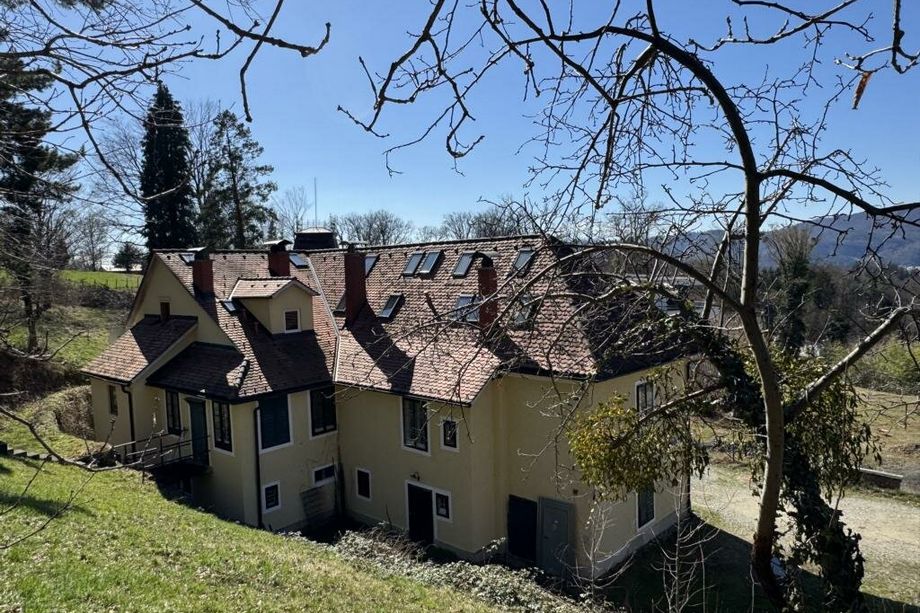 Graz - Rosenberg: Historisches Juwel mit Weitblick | Graz - Rosenberg: Historic jewel with panoramic views