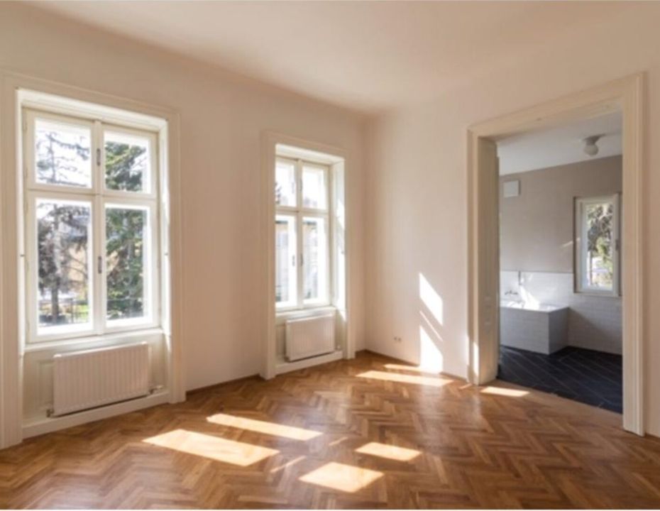 TOP PREIS! Hochwertig sanierte Villa mit ca. 1.000 m² Garten und Garage