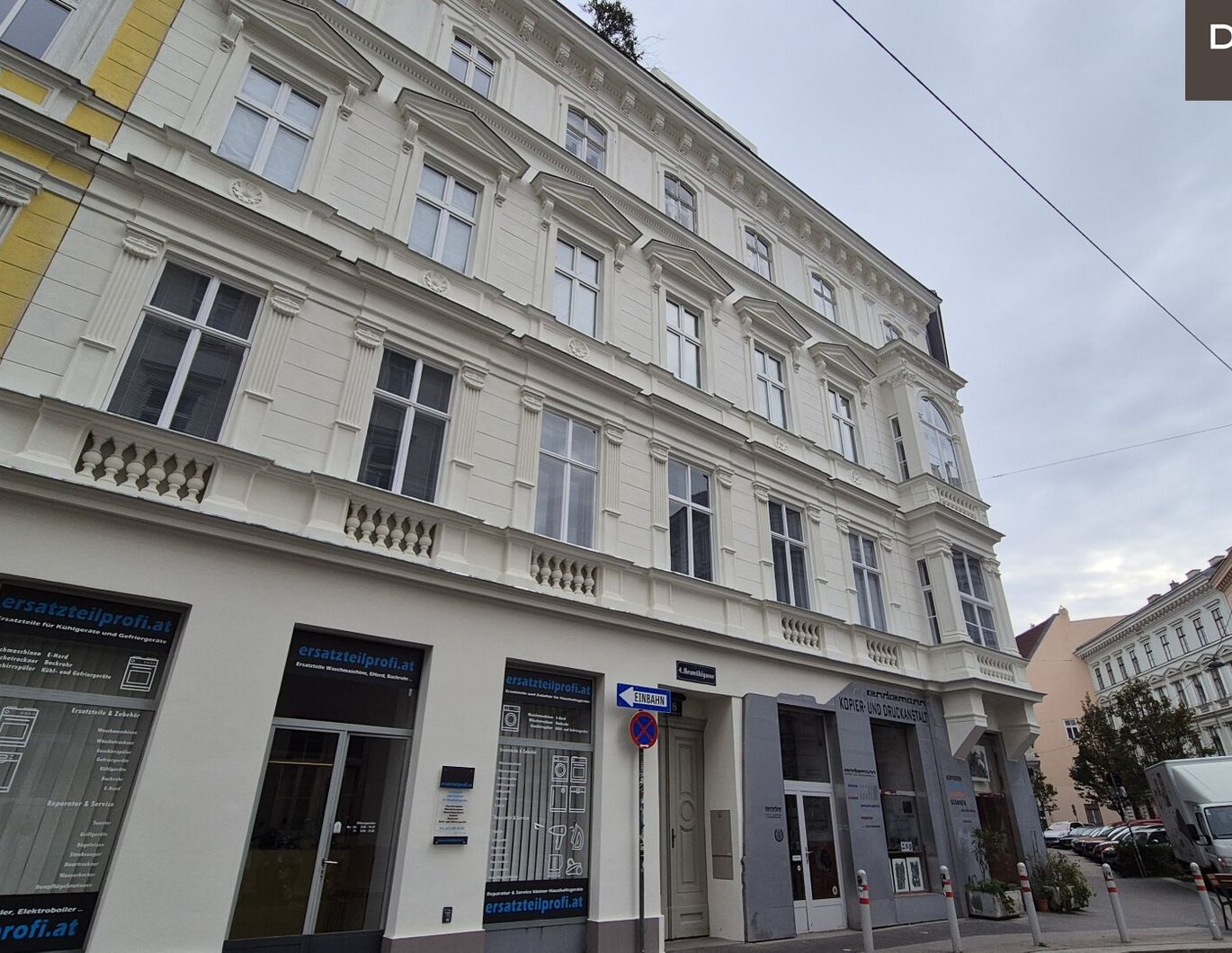 | 2 EINHEITEN | WOHNUNGSPAKET | VIEL POTENTIAL |