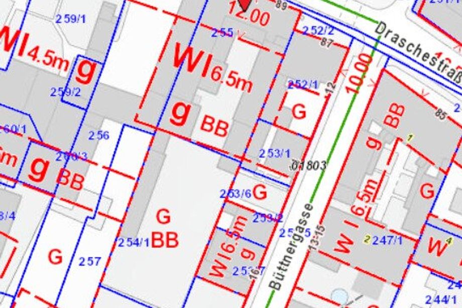 GEWERBE & WOHNEN - Großes Ausbau-/ Neubaupotential - Weitläufige Grünfläche - Parkplätze!