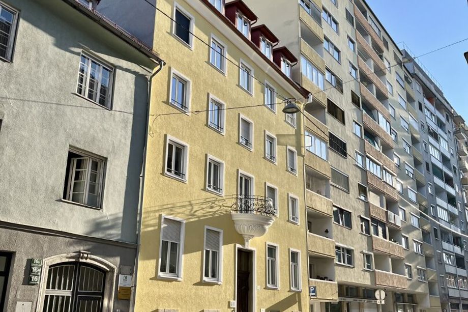 FREUNDLICHE 4-ZIMMERWOHNUNG /// FRISCH SANIERT /// TRENDVIERTEL LEND /// ALLGEMEINGARTEN