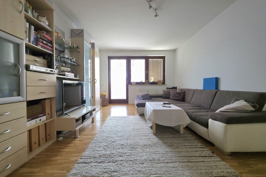 Gut aufgeteilte Wohnung Nähe St. Peter Schulzentrum!