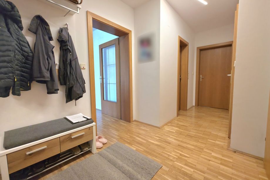 Gut aufgeteilte Wohnung Nähe St. Peter Schulzentrum!