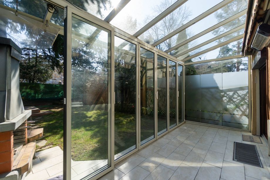 Ruhiges Eigenheim mit Garten und sonniger Terrasse - Top Anbindung Nähe Auhofcenter!