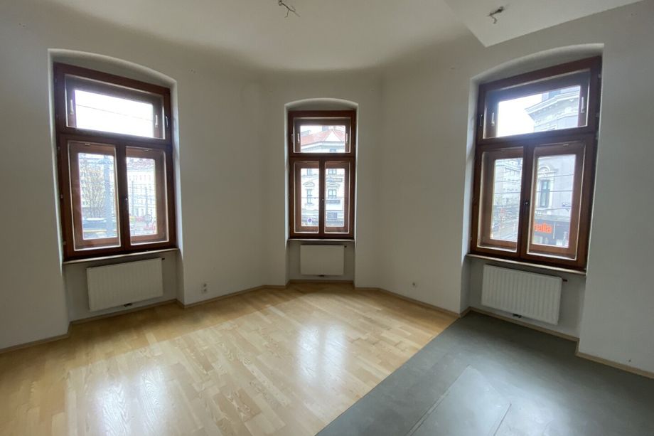 Eckzinshaus in Ottakring, drei Ebenen Bestandsfrei zu mieten