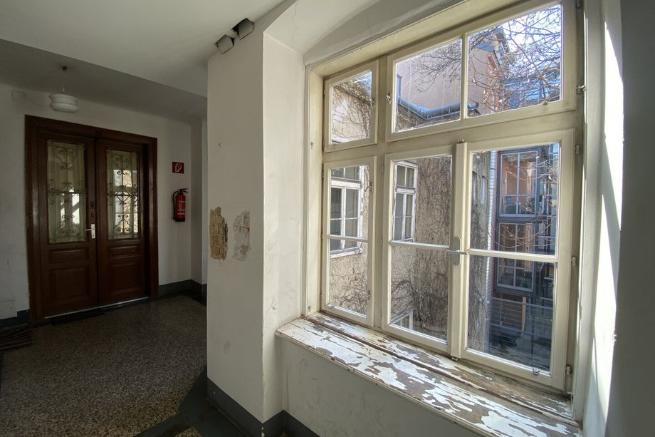 Eckzinshaus in Ottakring, drei Ebenen Bestandsfrei zu mieten