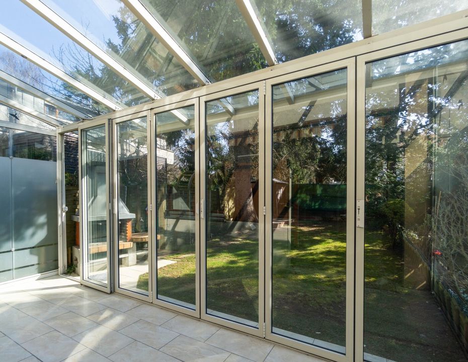 Ruhiges Eigenheim mit Garten und sonniger Terrasse - Top Anbindung Nähe Auhofcenter!