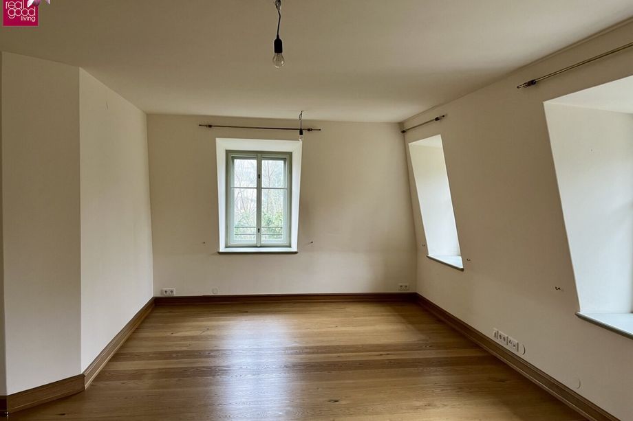 Prestige-Villa in Wien-Mauer - 15 Zimmer, 3.700 m² Gartenparadies, vielseitig nutzbar -Büro & Wohnen vereinbaren!