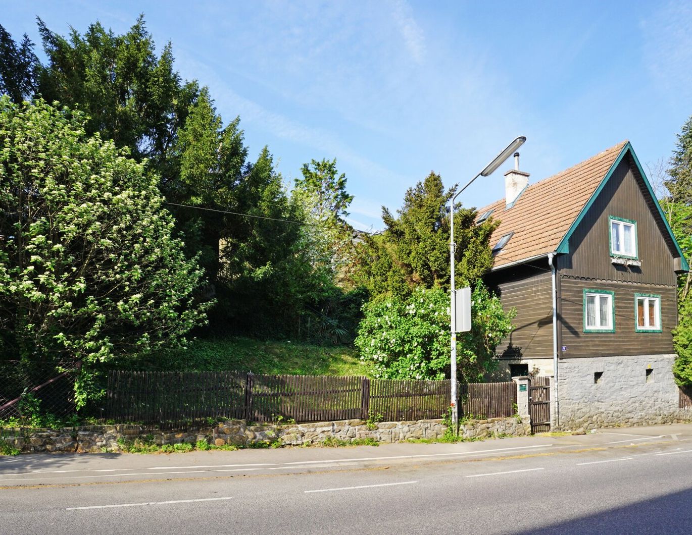 Baugrund mit Altbestand in Hietzing Nähe St. Josef Krankenhaus