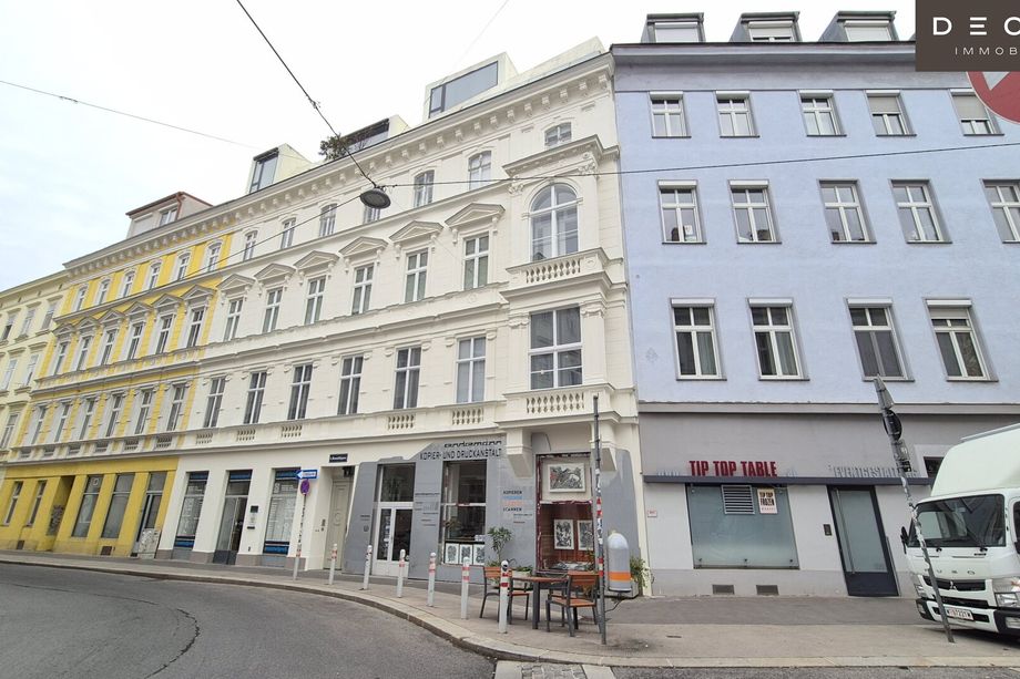 | 2 EINHEITEN | WOHNUNGSPAKET | VIEL POTENTIAL |