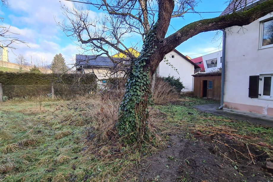Neubauprojekt - Geplantes 5-geschossiges Wohnprojekt mit 19 Wohneinheiten und 12 KFZ-Tiefgaragen-Abstellplätze in Grünruhelage in Gösting