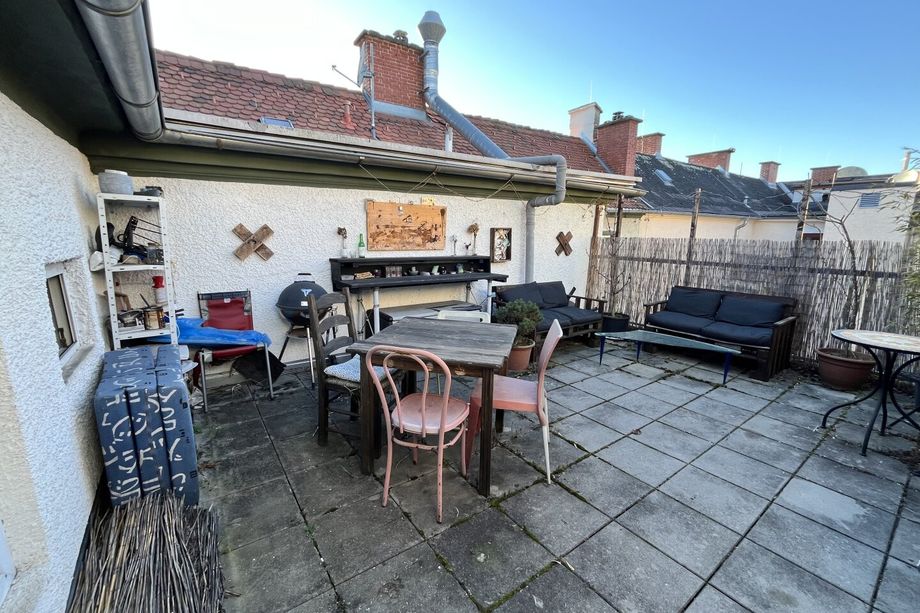 Graz - St. Leonhard: Attraktive Kapitalanlage mit Wertsteigerungspotenzial, Schillerplatz: Wohnung mit großer Terrasse zum attraktivem Preis!