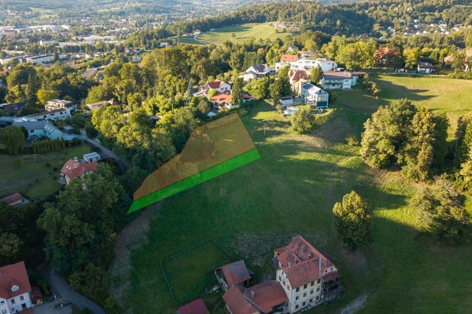 Rosenberg: Exklusives Baugrundstück mit Platz und Aussicht