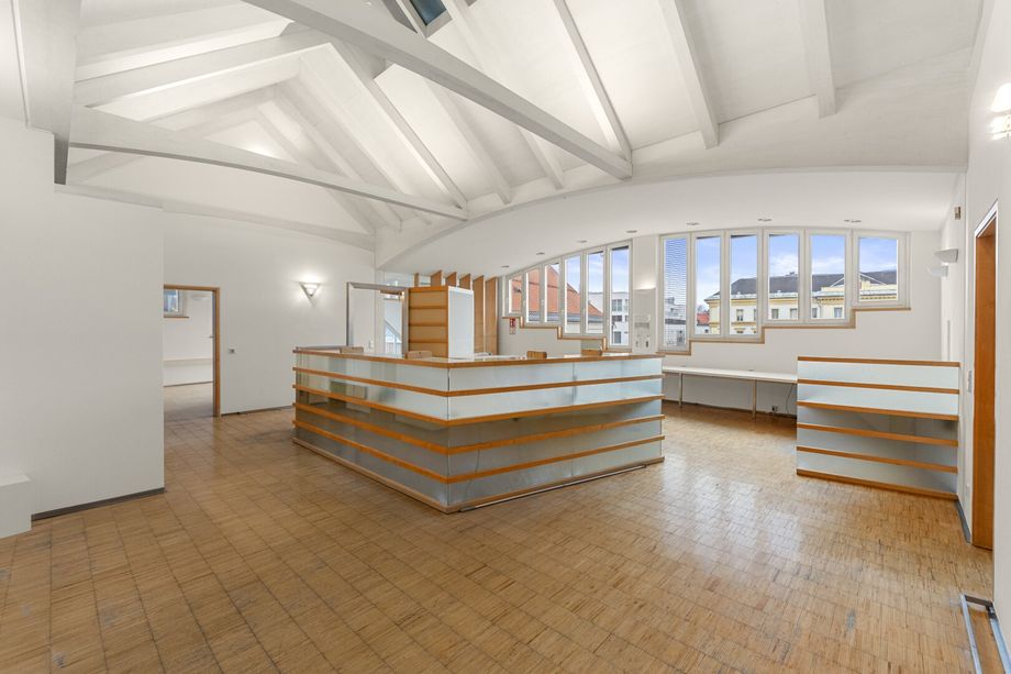 Büro / Ordination oder Praxis am Benediktinermarkt - Ihr neuer Standort mit 232 Quadratmetern!
