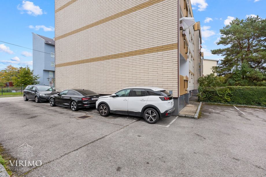 Wohntraum in Toplage: Geräumige 4-Zimmer Wohnung mit Loggia in Wels!