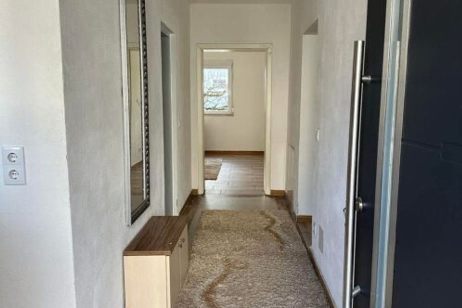 Attraktives Mehrfamilienhaus in Klagenfurt: Vollsaniert mit Terrasse und Garage!