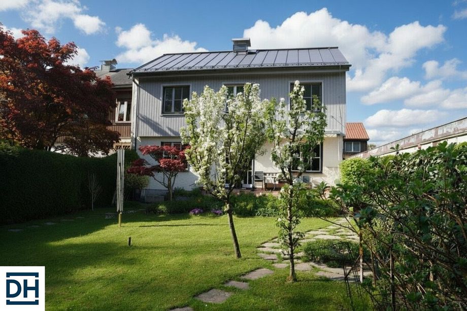 AIGEN NÄHE IGNAZ-RIEDER-KAI: Reiheneckhaus mit Terrasse, Garten und Garage