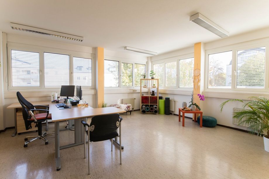 *** E R T R A G S O B J E K T *** Bürogebäude in Innenstadt-Nähe