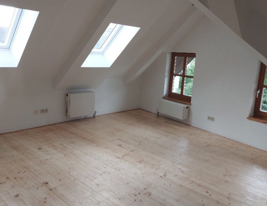 Stilvoll wohnen im denkmalgeschützten Altbau mit Garten