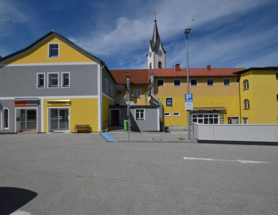 Geschäfts- u. Wohnobjekt mit Potential vis a vis Top-Sparmarkt - Zentrum Unterweissenbach (Baurecht oder Superädifikat)
